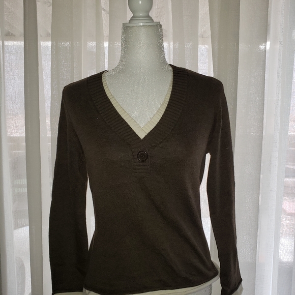 Sweater - Picture 2 of 8